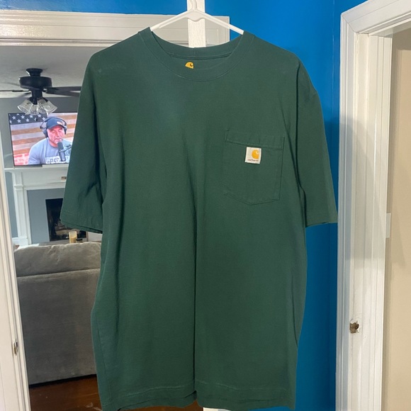 T-shirts, hoodies, button ups and pullovers - Picture 3 of 13